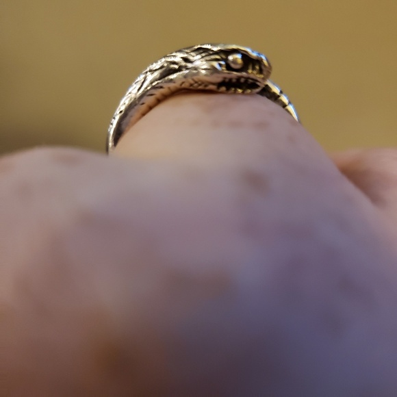Silver snake ring - Picture 4 of 4